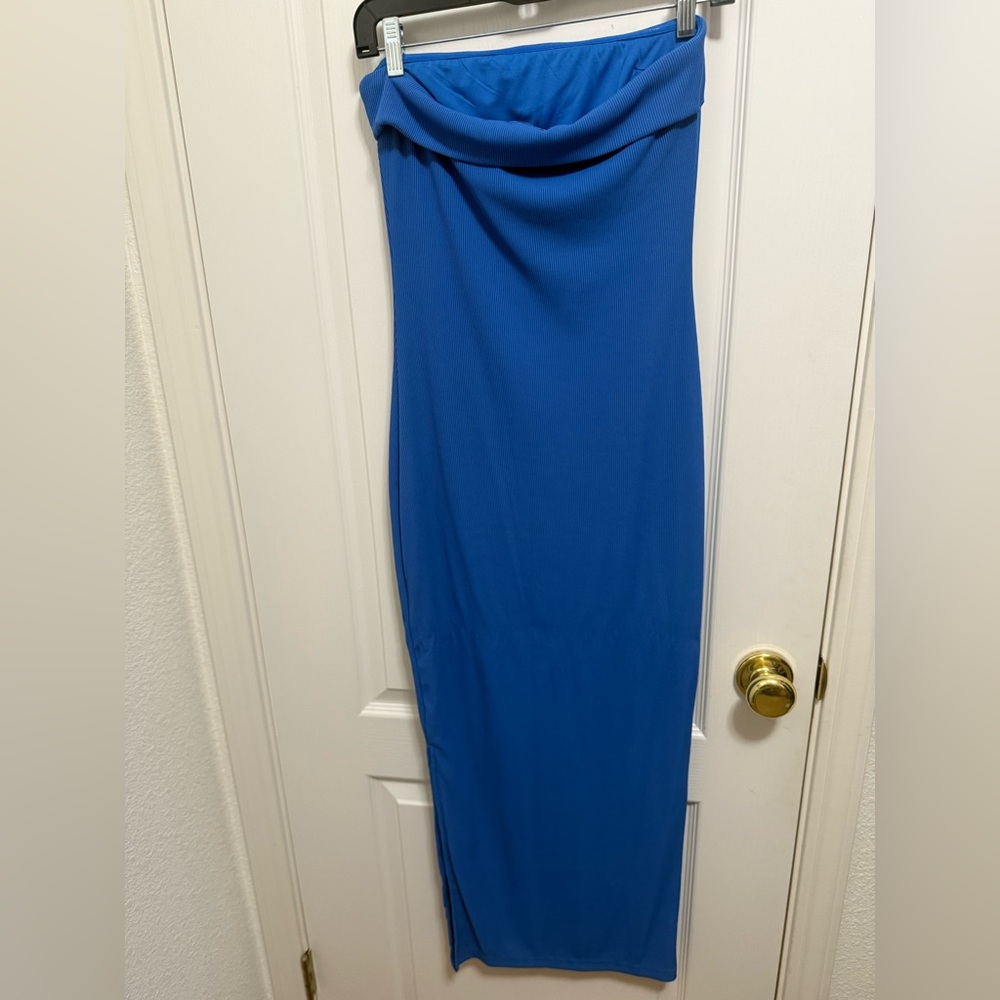 Chic Strapless Blue Dress - Picture 3 of 3